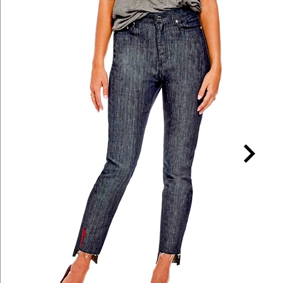 Guess Retro Hi-Rise Jeans - Picture 3 of 4